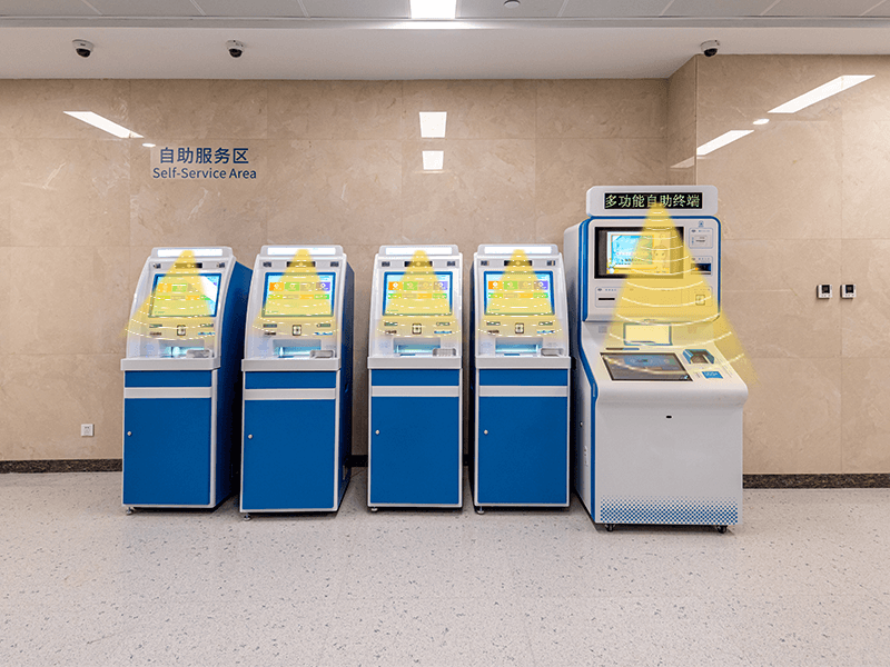 自助掛號機搭配定向擴聲音箱，打造智慧醫院精準語音引導