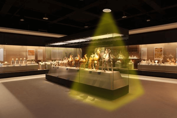 超聲波定向揚聲器